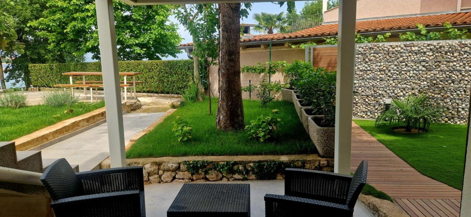 Studio Malinska, 30M From The Beach Εξωτερικό φωτογραφία